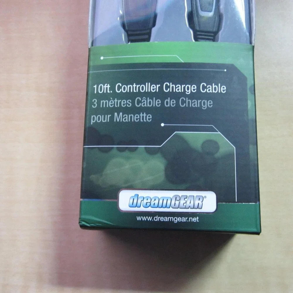 10ft NEW DREAMGEAR DGXB1-6602 XBOX ONE LED CHARGING CABLE JG 01